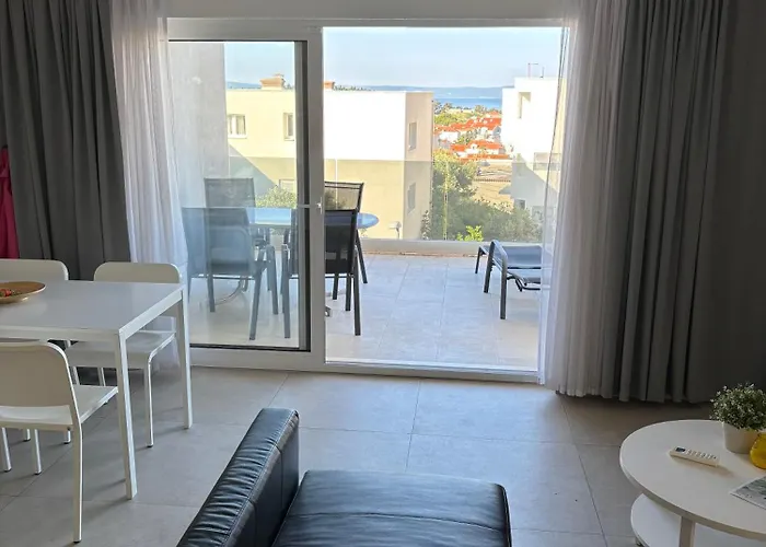 Apartment Melassy Makarska